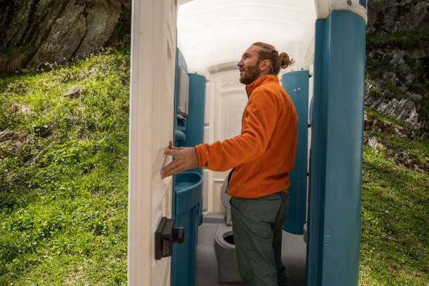 Best Portable restroom trailer rental  in Picnic Point, WA